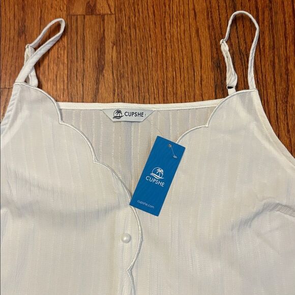 CUPSHE NWT White Scalloped Button-Down Tank Top - Size L - Picture 2 of 3